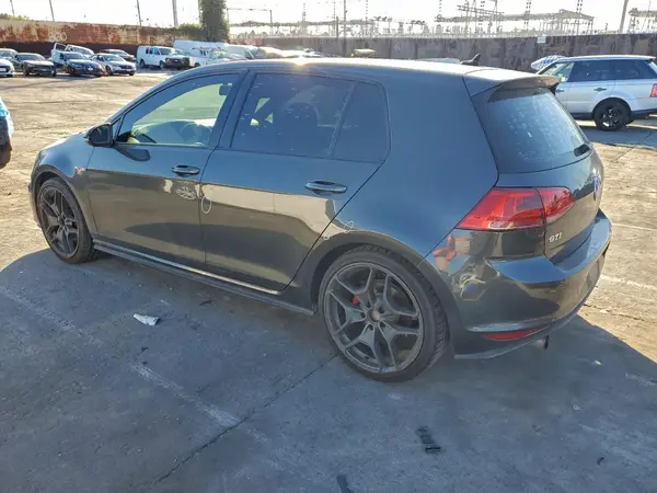 3VW5T7AU8HM050433 2017 VOLKSWAGEN GTI - Image 2