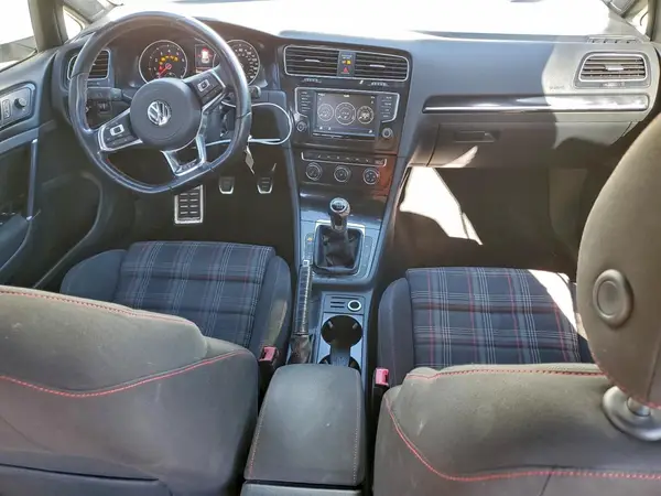 3VW5T7AU8HM076532 2017 VOLKSWAGEN GTI - Image 8