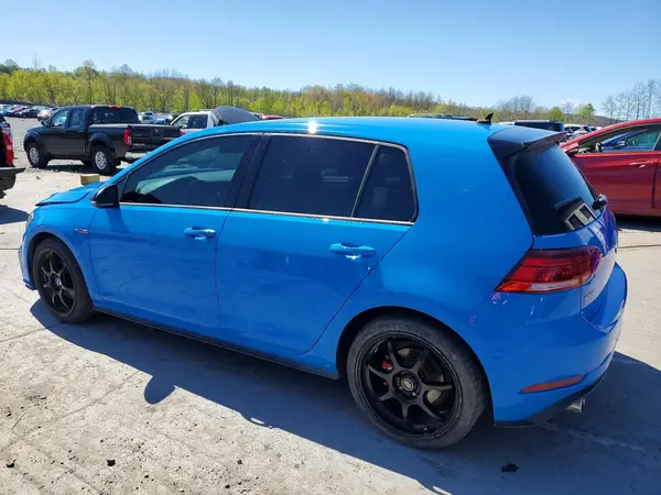 3VW5T7AU8KM007864 2019 VOLKSWAGEN GTI - Image 2