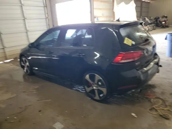 3VW5T7AU8KM008769 2019 VOLKSWAGEN GTI - Image 2