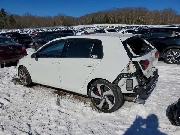 3VW5T7AU8KM014622 2019 VOLKSWAGEN GTI - Image 2