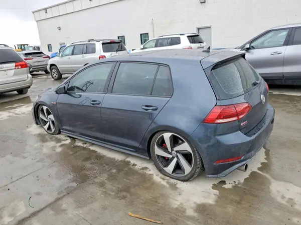 3VW5T7AU8LM008398 2020 VOLKSWAGEN GTI - Image 2