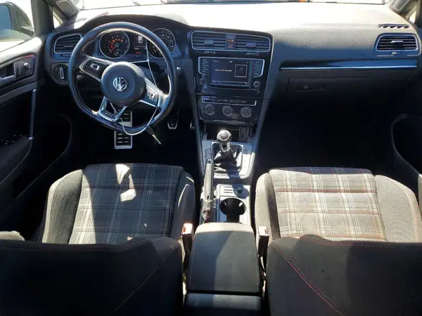 3VW5T7AU9GM021831 2016 VOLKSWAGEN GTI - Image 8
