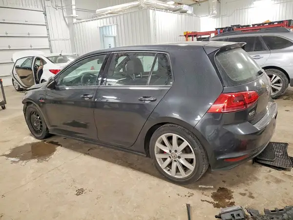 3VW5T7AU9GM039875 2016 VOLKSWAGEN GTI - Image 2