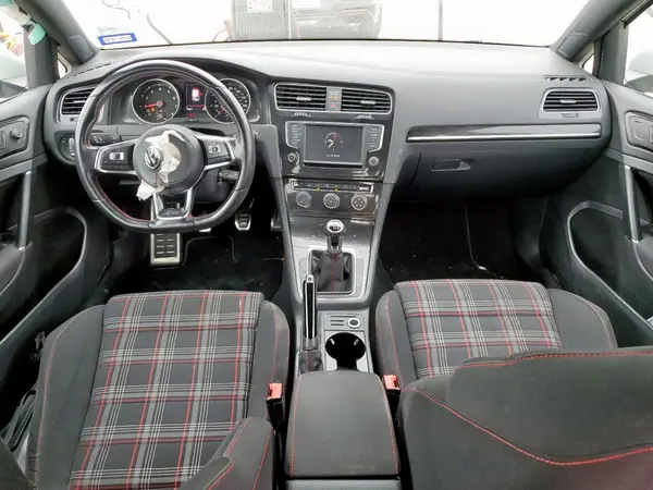 3VW5T7AU9HM020471 2017 VOLKSWAGEN GTI - Image 8