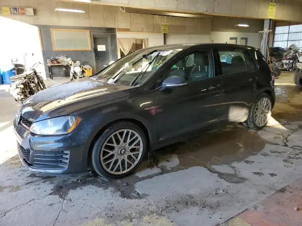 3VW5T7AU9HM065572 2017 VOLKSWAGEN GTI - Image 1