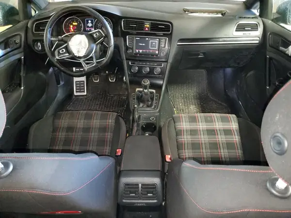 3VW5T7AU9HM065572 2017 VOLKSWAGEN GTI - Image 8