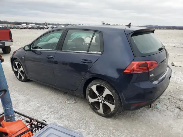 3VW5T7AU9HM075891 2017 VOLKSWAGEN GTI - Image 2