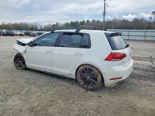 3VW5T7AU9KM004164 2019 VOLKSWAGEN GTI - Image 2