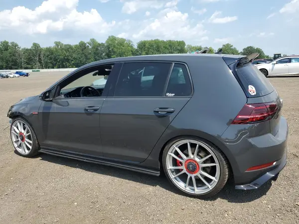 3VW5T7AU9KM004729 2019 VOLKSWAGEN GTI - Image 2