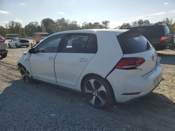 3VW5T7AU9KM021546 2019 VOLKSWAGEN GTI - Image 2