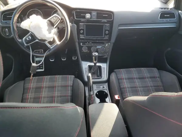 3VW5T7AU9KM021546 2019 VOLKSWAGEN GTI - Image 8