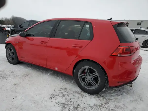 3VW5T7AUXGM025712 2016 VOLKSWAGEN GTI - Image 2