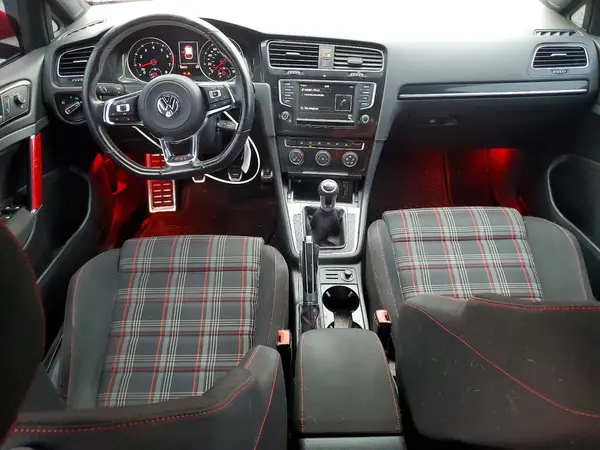 3VW5T7AUXGM066406 2016 VOLKSWAGEN GTI - Image 8