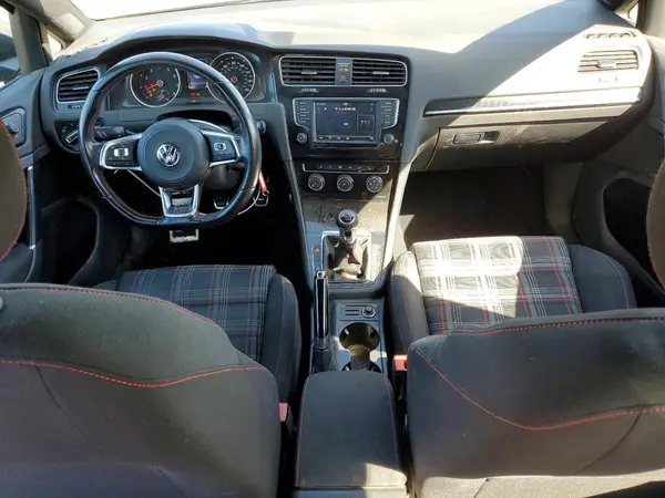 3VW5T7AUXHM051681 2017 VOLKSWAGEN GTI - Image 8