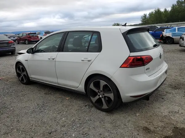 3VW5T7AUXHM064933 2017 VOLKSWAGEN GTI - Image 2