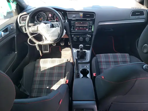3VW5T7AUXKM010944 2019 VOLKSWAGEN GTI - Image 8