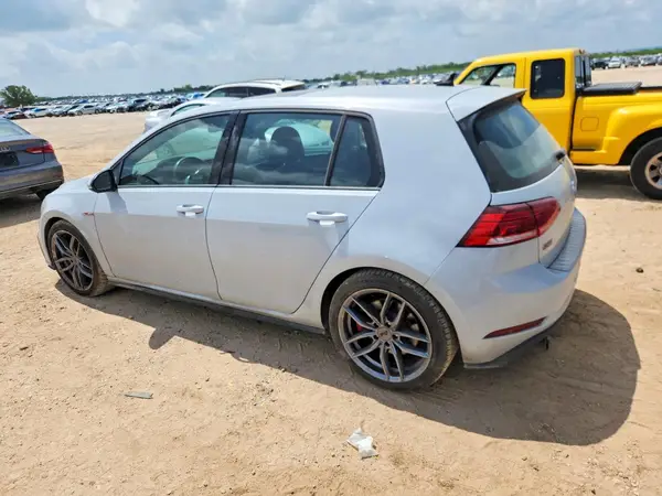 3VW5T7AUXKM016100 2019 VOLKSWAGEN GTI - Image 2