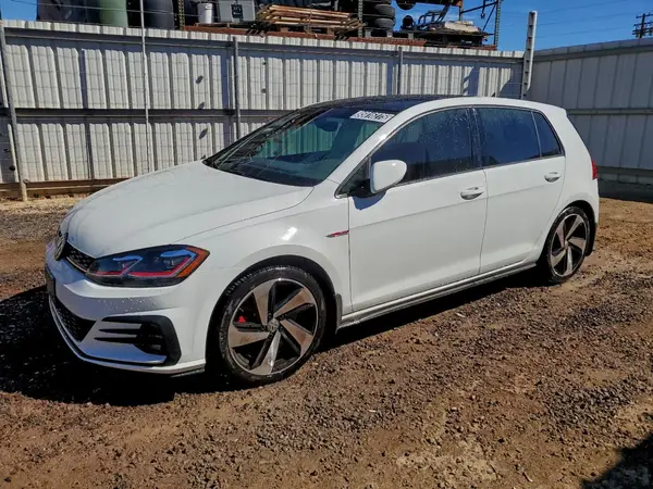 3VW5T7AUXKM036301 2019 VOLKSWAGEN GTI - Image 1