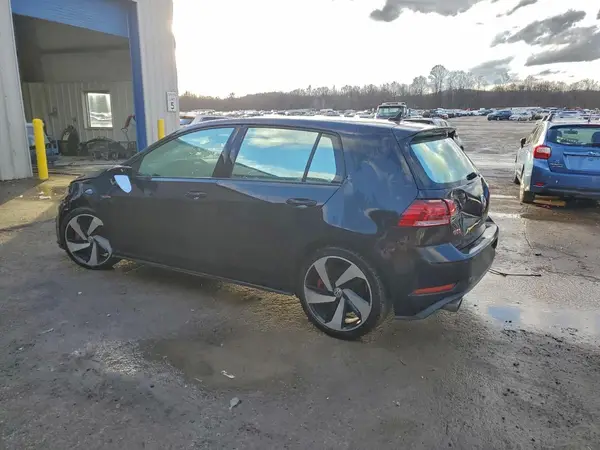 3VW5T7AUXLM009844 2020 VOLKSWAGEN GTI - Image 2