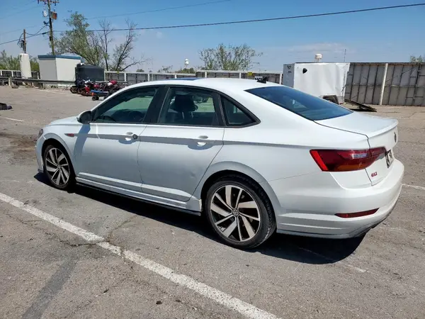 3VW5T7BU5KM223895 2019 VOLKSWAGEN JETTA - Image 2