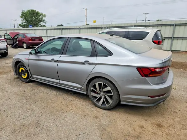 3VW5T7BU8KM262710 2019 VOLKSWAGEN JETTA - Image 2