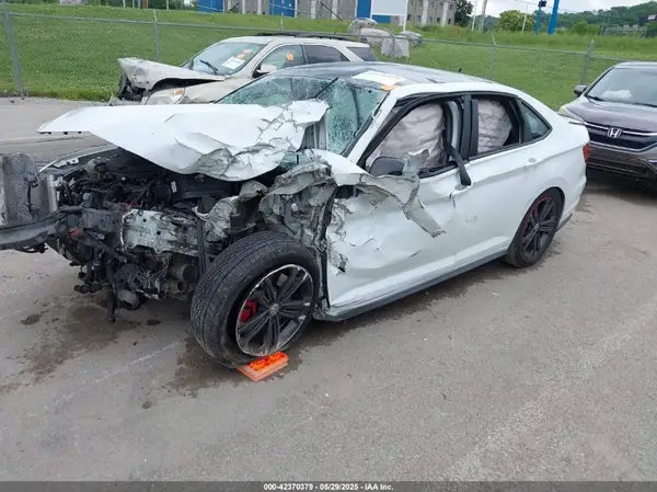 3VW5T7BUXKM148109 2019 VOLKSWAGEN JETTA - Image 2