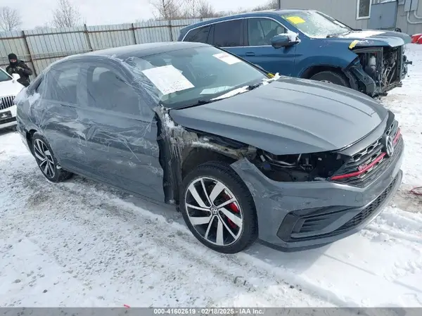3VW5T7BUXKM255127 2019 VOLKSWAGEN JETTA - Image 1