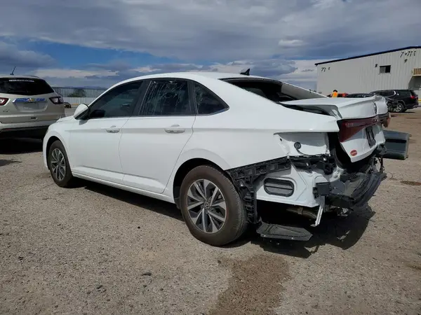 3VW5W7BU2TM017054 2026 VOLKSWAGEN JETTA - Image 2