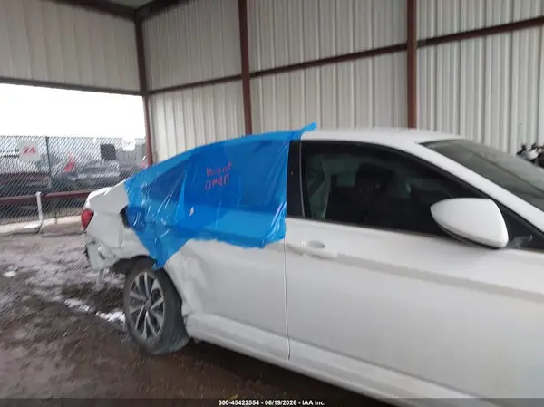 2025 VOLKSWAGEN JETTA auction photo 6