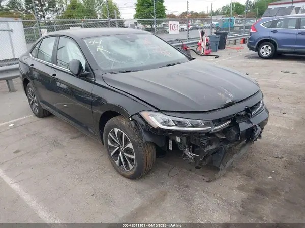 3VW5X7BU2SM018104 2025 VOLKSWAGEN JETTA - Image 1