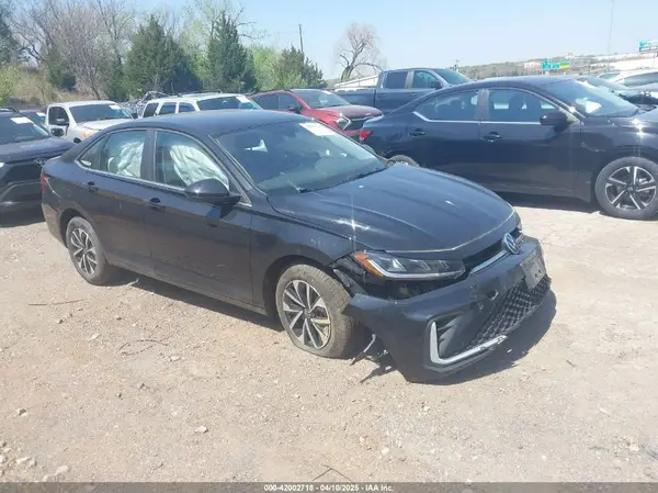 3VW5X7BU3SM008889 2025 VOLKSWAGEN JETTA - Image 1
