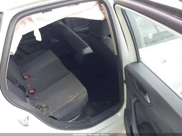 3VW5X7BU3SM042864 2025 VOLKSWAGEN JETTA - Image 8