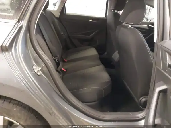 3VW5X7BU3SM060121 2025 VOLKSWAGEN JETTA - Image 8