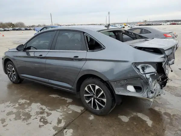 3VW5X7BU5SM017691 2025 VOLKSWAGEN JETTA - Image 2