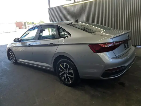 3VW5X7BU6SM027081 2025 VOLKSWAGEN JETTA - Image 2