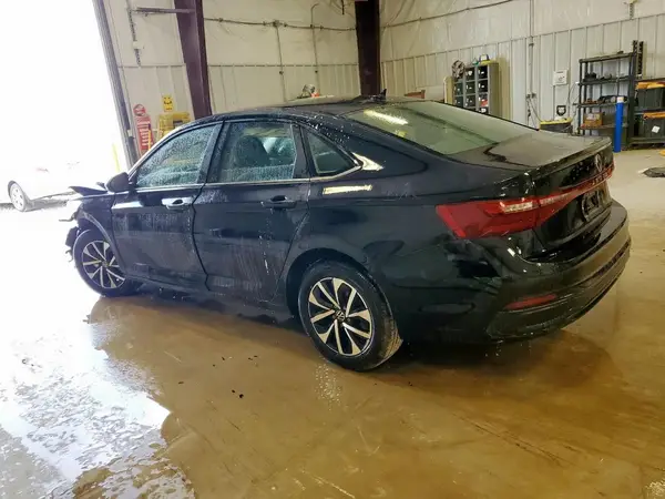3VW5X7BU6SM045757 2025 VOLKSWAGEN JETTA - Image 2