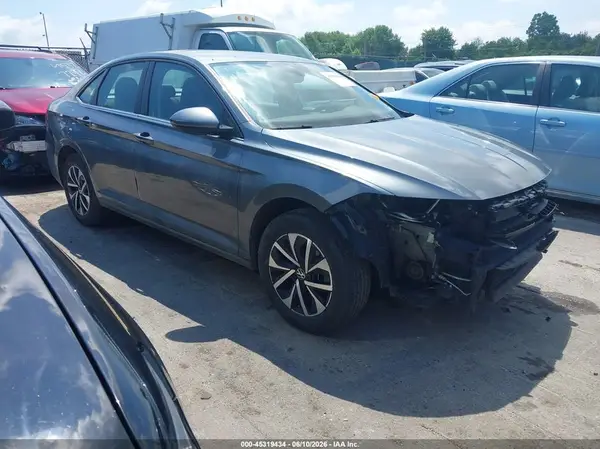 3VW5X7BU6SM048027 2025 VOLKSWAGEN JETTA - Image 1