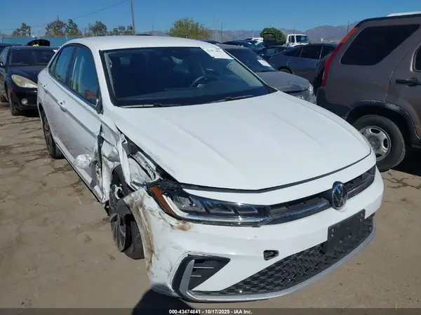 3VW5X7BU9SM039905 2025 VOLKSWAGEN JETTA - Image 1