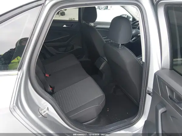 3VW5X7BUXSM049794 2025 VOLKSWAGEN JETTA - Image 8