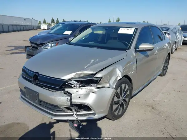 3VW637AJ2GM239782 2016 VOLKSWAGEN JETTA - Image 2