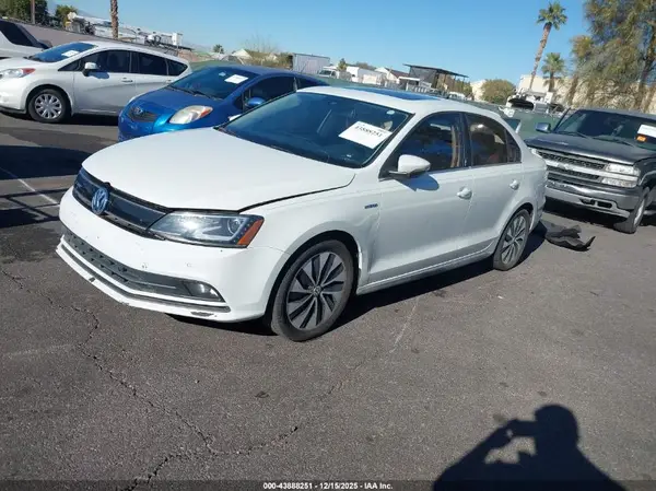 3VW637AJ2GM270336 2016 VOLKSWAGEN JETTA - Image 2