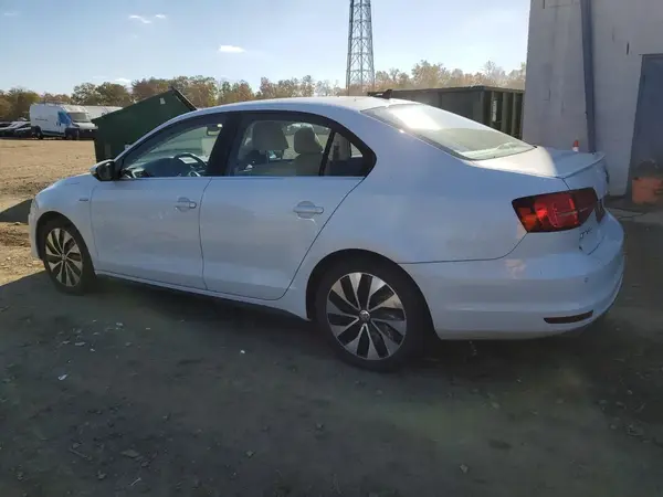 3VW637AJ7GM339053 2016 VOLKSWAGEN JETTA - Image 2