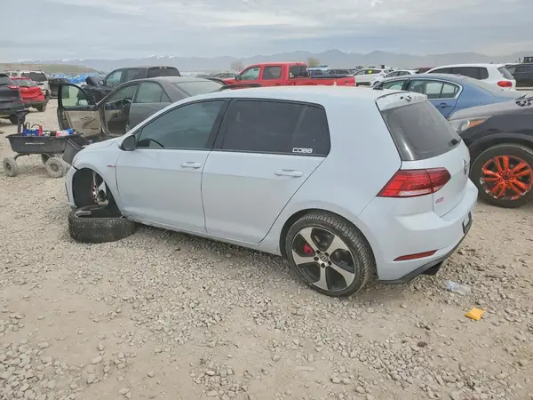 3VW6T7AU0KM001397 2019 VOLKSWAGEN GTI - Image 2