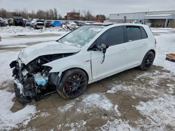 3VW6T7AU0KM013372 2019 VOLKSWAGEN GTI - Image 1