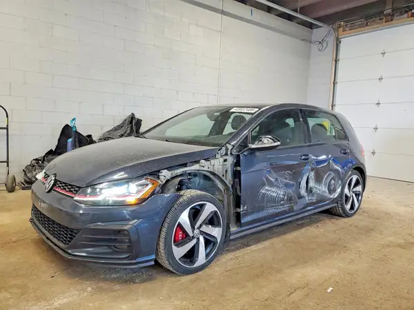 3VW6T7AU0KM015901 2019 VOLKSWAGEN GTI - Image 1