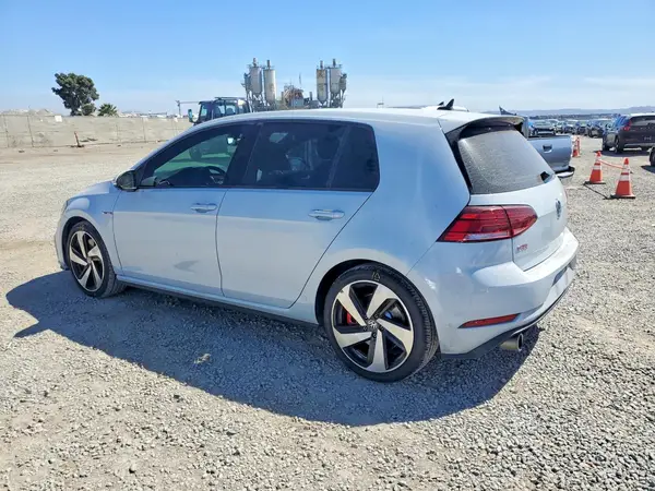 3VW6T7AU0KM034514 2019 VOLKSWAGEN GTI - Image 2