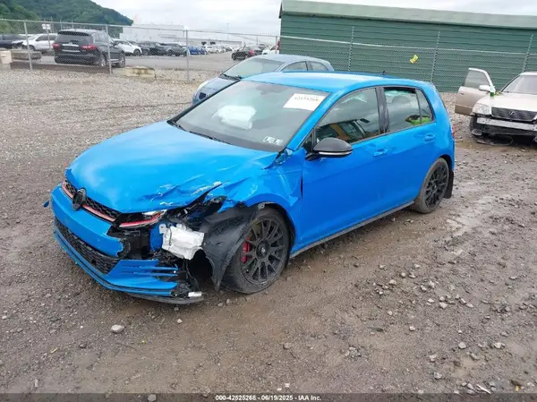 3VW6T7AU1KM009573 2019 VOLKSWAGEN GTI - Image 2