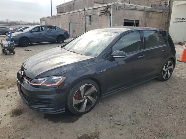 3VW6T7AU1KM016572 2019 VOLKSWAGEN GTI - Image 1