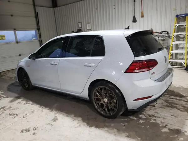 3VW6T7AU1KM033176 2019 VOLKSWAGEN GTI - Image 2